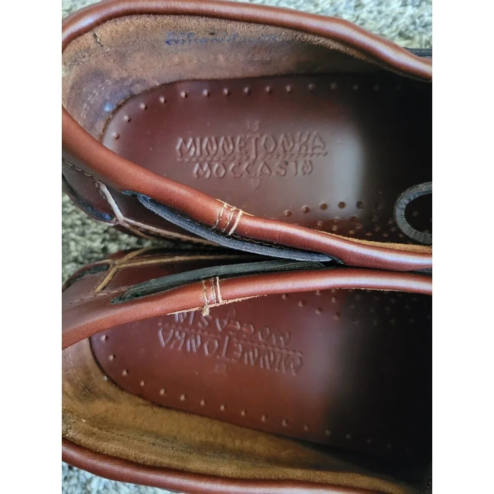 Minnetonka Moccasin Mens 12 BROWN LEATHER WITH SOLE STYLE # 878 Comfort